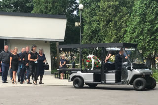 Kraków: Nożownik zabił Krzysztofa. Na pogrzebie łzy lały się strumieniami