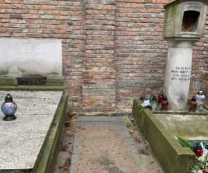 Jerzy Połomski zapłacił za grób już 65 000 zł.