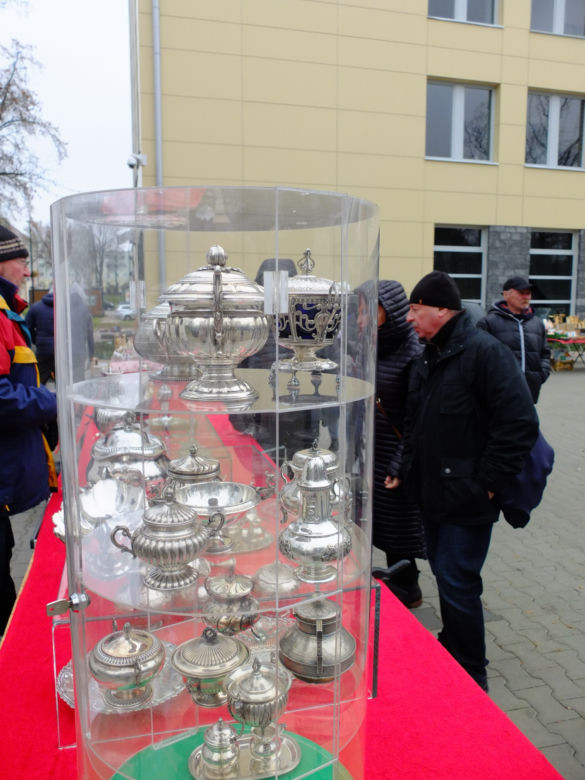 W Świdniku mają Targ Staroci. Wielbiciele starzyzny i sprzedawcy dopisali