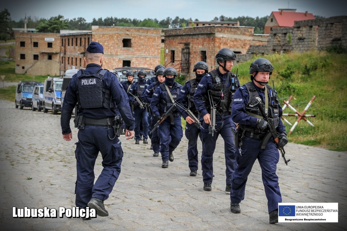 Napad i ucieczka - ćwiczenia lubuskich policjantów