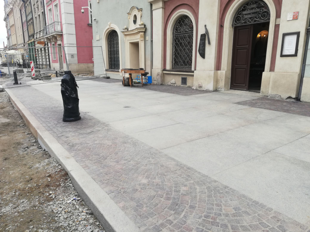 Trwa remont Starego Rynku w Poznaniu. Tak wygląda obecnie [13.07.2023]