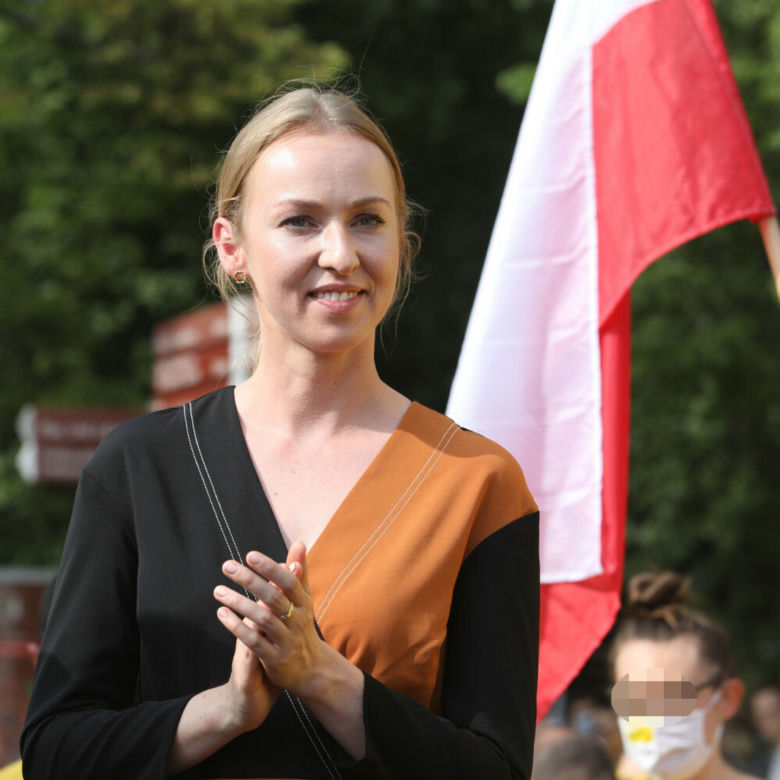 Tak wyglądają żony Hołowni i  Kosiniaka-Kamysza 