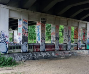 Trójwymiarowy mural przypomina o dawnej świetności linii kolejowej do Polic