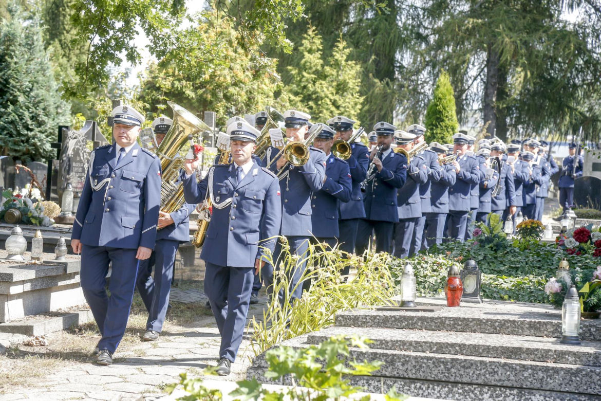 Ostatnie pożegnanie Jerzego Dziewulskiego. Wzruszające sceny na pogrzebie