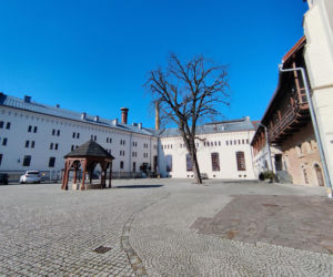 To miasto w województwie śląskim było stolicą. Znajduje się w nim perła śląskiego gotyku