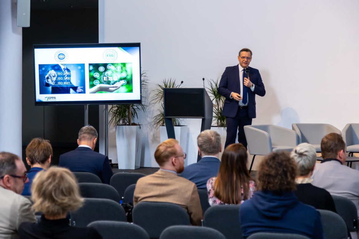 BUDMA 2024: Konferencja "Wpływ recyklingu na ślad węglowy produktu i świadectwa energetyczne budynków"