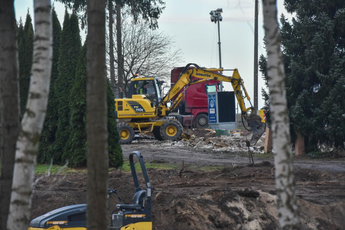 Bogacze budują 55-metrowy pomnik Matki Boskiej