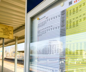 Zmiany w rozkładach pociągów PKP. Jesienna korekta skróci podróże