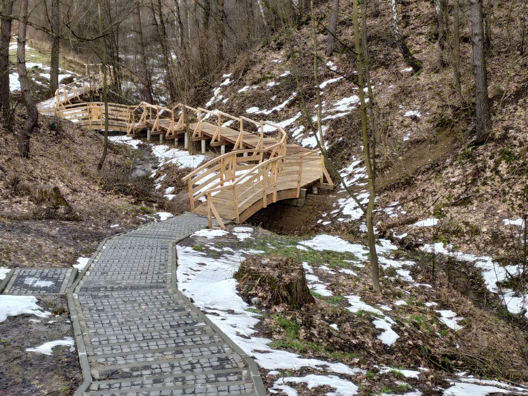 Park Zdrojowy w Ciężkowicach 