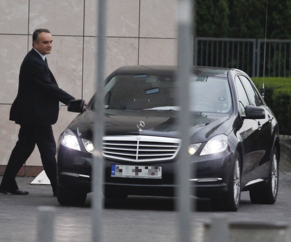 Waldemar Pawlak korzysta z limuzyny Mercedes-Benz E 350 4MATIC