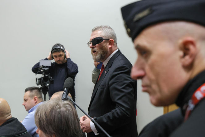 Grzegorz Braun po rozprawie