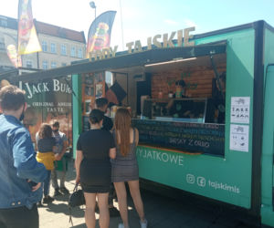 Tłumy na V Festiwalu Smaków Food Tracków w Lesznie