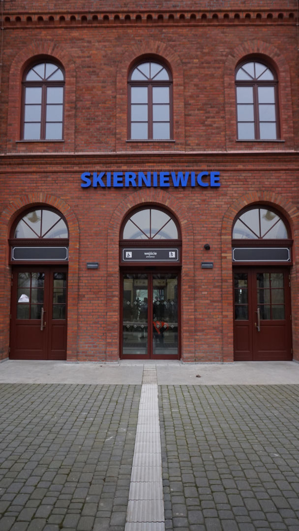 Dworzec w Skierniewicach po modernizacji