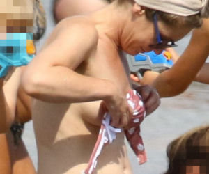 Małgorzata Ohme na plaży