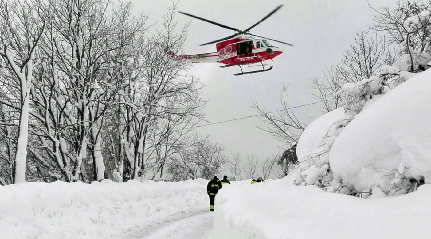 Lawina zmiażdżyła hotel! Tragedia we włoskim kurorcie