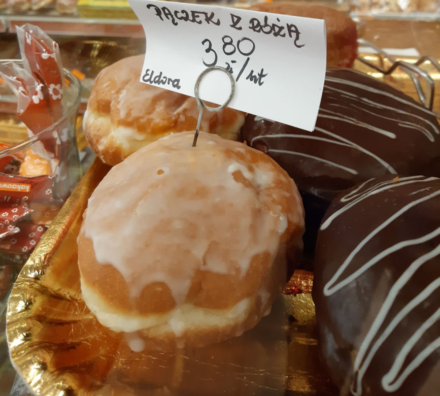 Tłusty Czwartek 2023: CENY PĄCZKÓW w Rzeszowie. Ile musimy zapłacić za pączki w tym roku? Sprawdziliśmy to