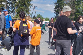 Zamość: Sprzątali tereny wokół zamojskiego zalewu
