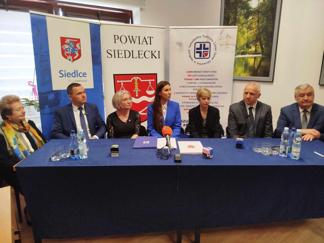 Umowa na przekazanie dotacji na zakup nowego sprzętu dla Szpitala Miejskiego w Siedlcach została podpisana 28 kwietnia