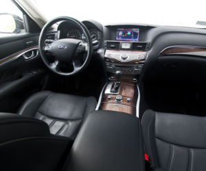 Infiniti Q70h Premium Tech