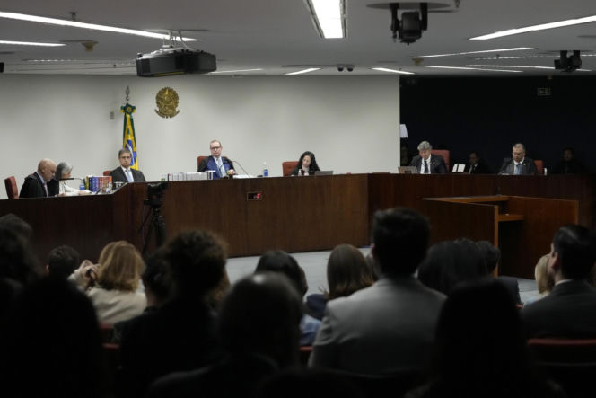 Był prezydent próbował uciec z aresztu! Użył lutownicy