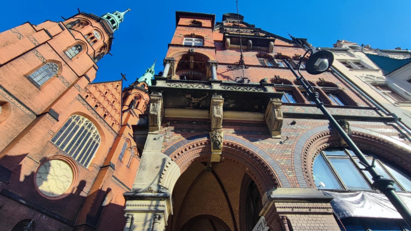 Zabytki stoją tu jeden przy drugim. To dolnoslaskie miasto wygląda jak z pocztówki, ale bez tłumów 