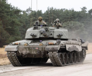 Brytyjskie siły zbrojne w 2026 roku. Mniej fregat i śmigłowców, więcej F-35, Ajaxów oraz Boxerów