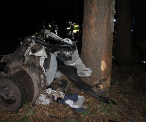 Śmiertelny wypadek niedaleko Choszczna! NIE ŻYJĄ 3 osoby