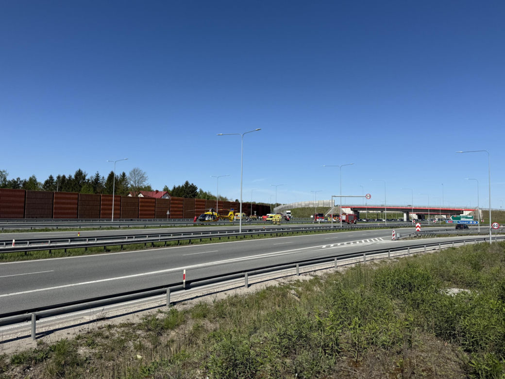 Dramat w Majdanie. Nie żyje motocyklista. Pasażerka walczy o życie