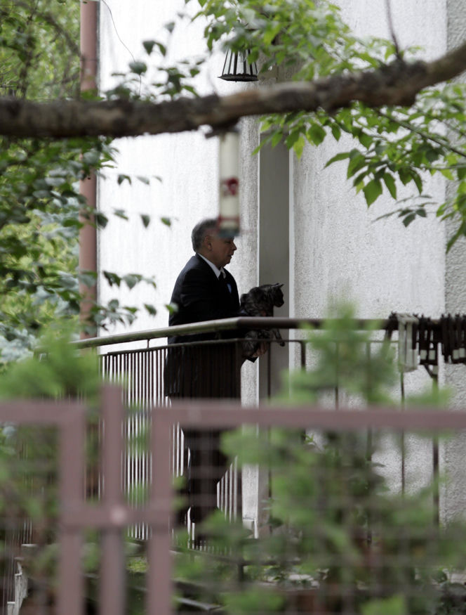 Smutny widok domu Kaczyńskiego. Willa na Żoliborzu się sypie