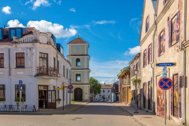 Gdzie na długi weekend styczniowy? Szklana piramida i duchowe przebudzenie w lesie. Te 4 nieznane miasteczka na Litwie, warto odwiedzić 