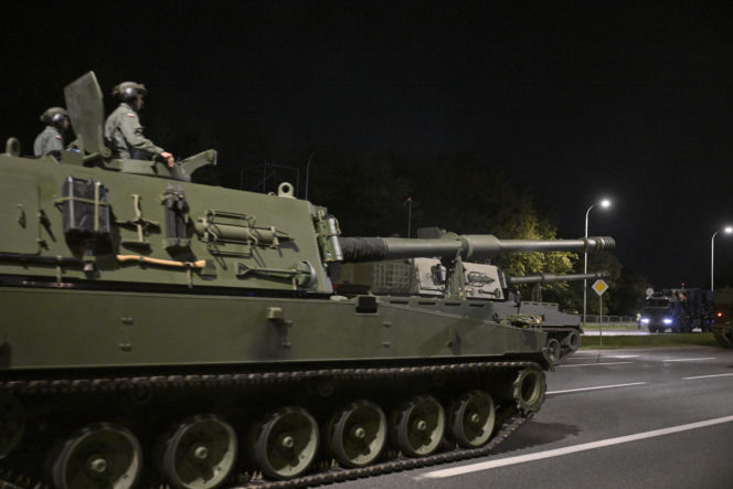 Nocna próba defilady wojskowej w Warszawie 2