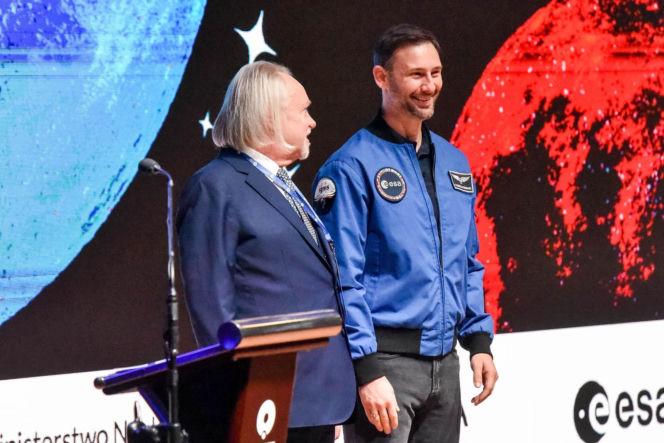 Sławosz Uznański-Wiśniewski przyciągnął tłumy do Auli UMK w Toruniu