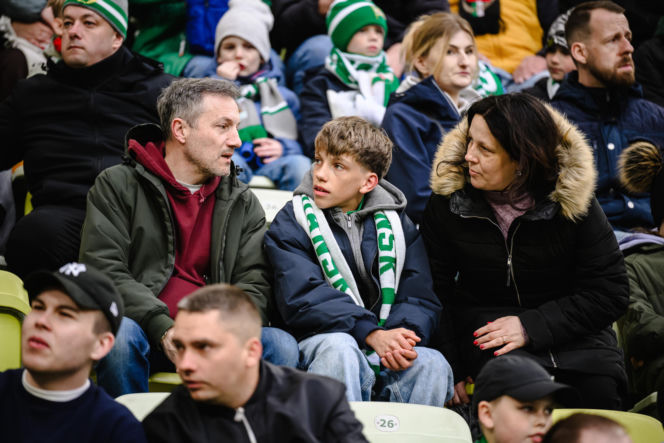 Lechia Gdańsk - Raków Częstochowa; Zdjęcia kibiców z meczu 30. kolejki PKO BP Ekstraklasy