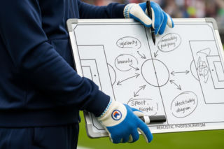 Mircea Lucescu zostaje selekcjonerem Rumunii. Co oznacza ta decyzja dla kadry?