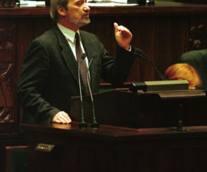 ANTONI ZAWSZE POD PRĄD