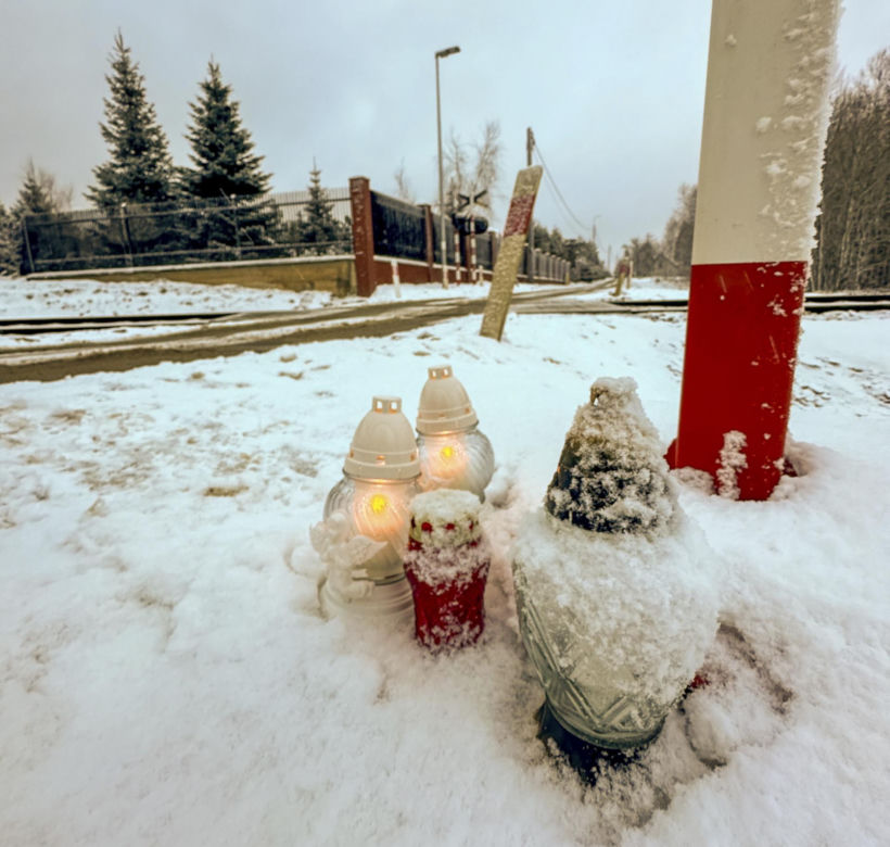 31-letnią Jolę zamordował mąż. Pogrzeb kobiety w Baninie