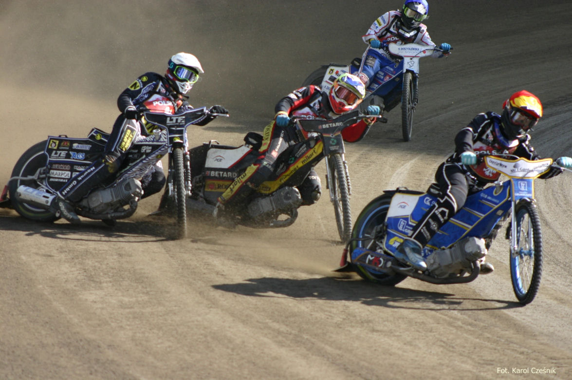 Zaplecze Kadry Juniorów na Motoarenie. Młodzieżowcy rywalizowali w Toruniu - dzień 2