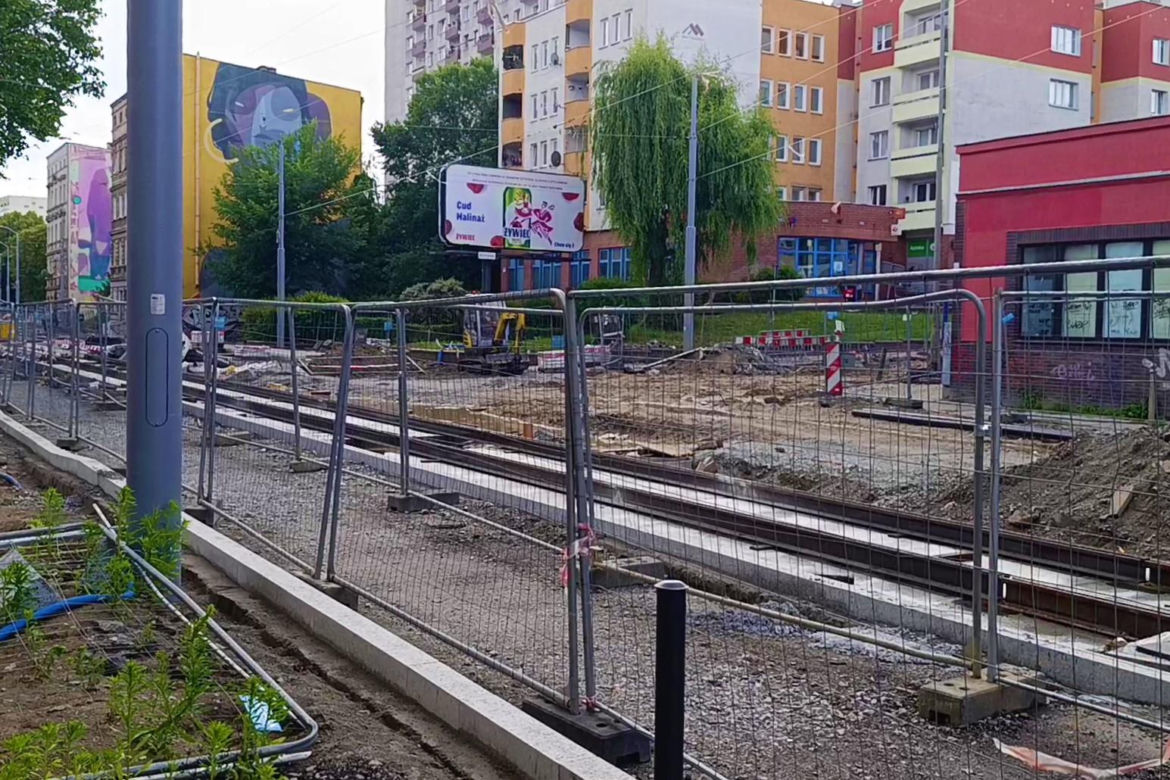 "Torowa rewolucja" na al. Powstańców Wlkp. - czerwiec 2026