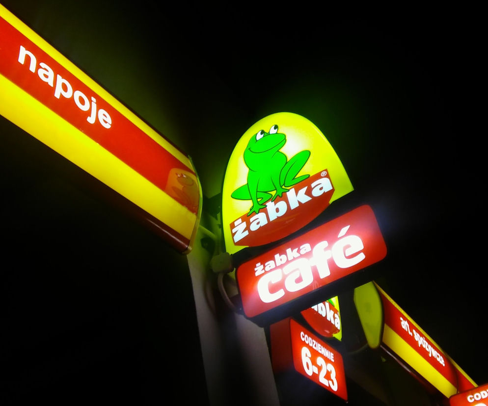 Ciała obce w wódce z Żabki