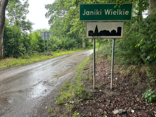 Koszmar w Janikach Wielkich. Syn zamordował rodziców