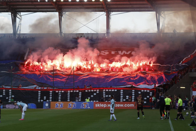 Widzew Łódź - Piast Gliwice: Zdjęcia kibiców i zawodników z meczu 34. kolejki PKO BP Ekstraklasy