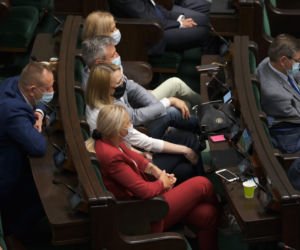Podczas posiedzenia Sejmu posłowie oglądali mecz Polska - Szwecja