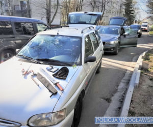 Policyjny pościg ulicami Wrocławia za poszukiwanym 35-latkiem
