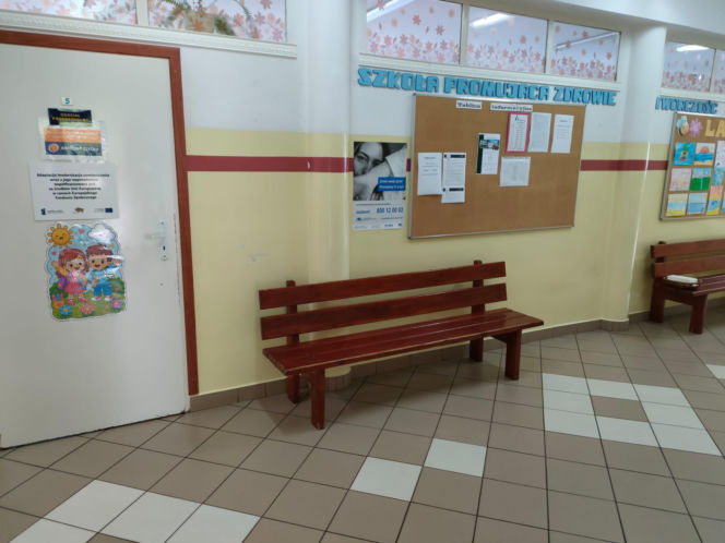 10-latka zaatakowana toporkiem na szkolnym korytarzu. Nowe informacje o stanie zdrowia dziewczynki