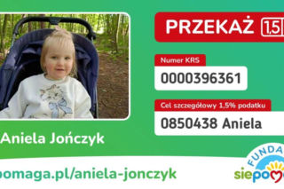 Waldemar Nawrocki i Adrian Domalewski pomagają Anielce