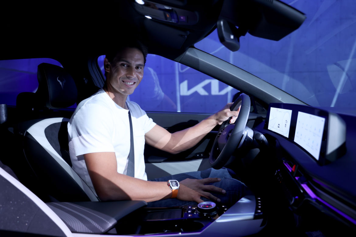 Rafael Nadal i elektryczna Kia EV6