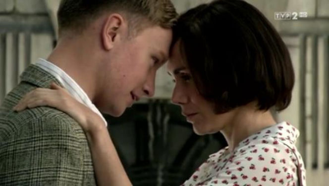 Czas honoru Powstanie 7 sezon odc. 2. Michał (Kuba Wesołowski), Celina (Olga Bołądź)