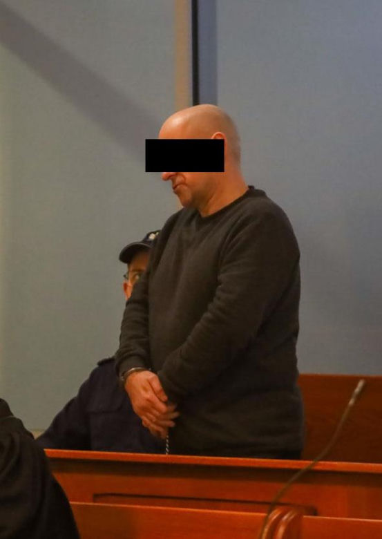 Emerytowany żołnierz wypchnął żonę z balkonu. Sąd nie miał litości!