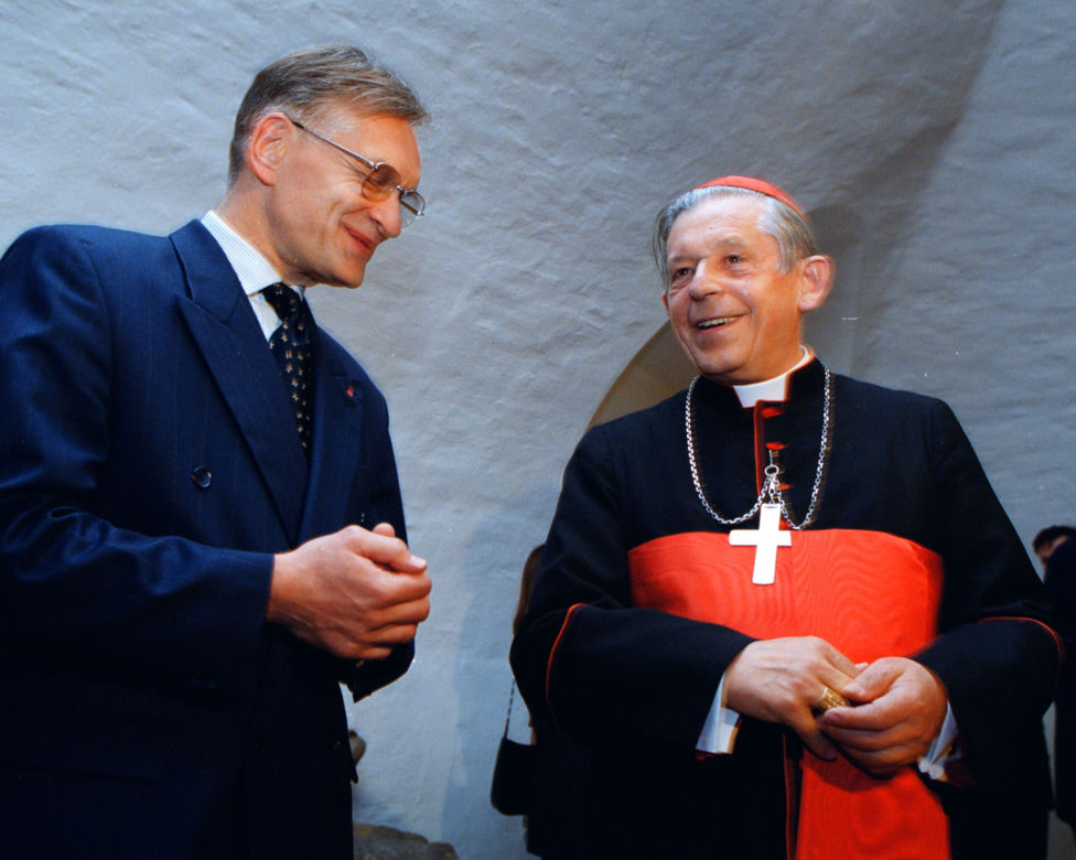 Kardynał Józef Glemp wygrał z nałogiem