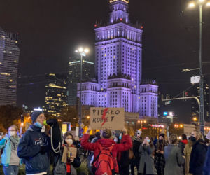 Rondo de Gaulla w Warszawie: Trwa Ogólnopolski Strajk Kobiet